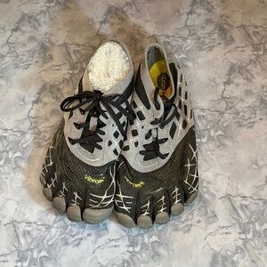 Vibram fivefingers Seeya LS Night Shoes